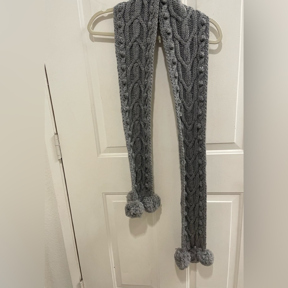 J Crew gray cable knit pom pom scarf - Picture 4 of 9